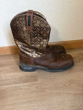 Tony Lama Men's Leather Diboll Rust Diamond Square Toe Western Work Boots 11D